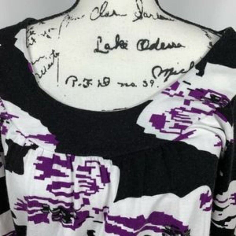 BCBGMaxazria Half Sleeve Pullover Dress Size M - Picture 2 of 4